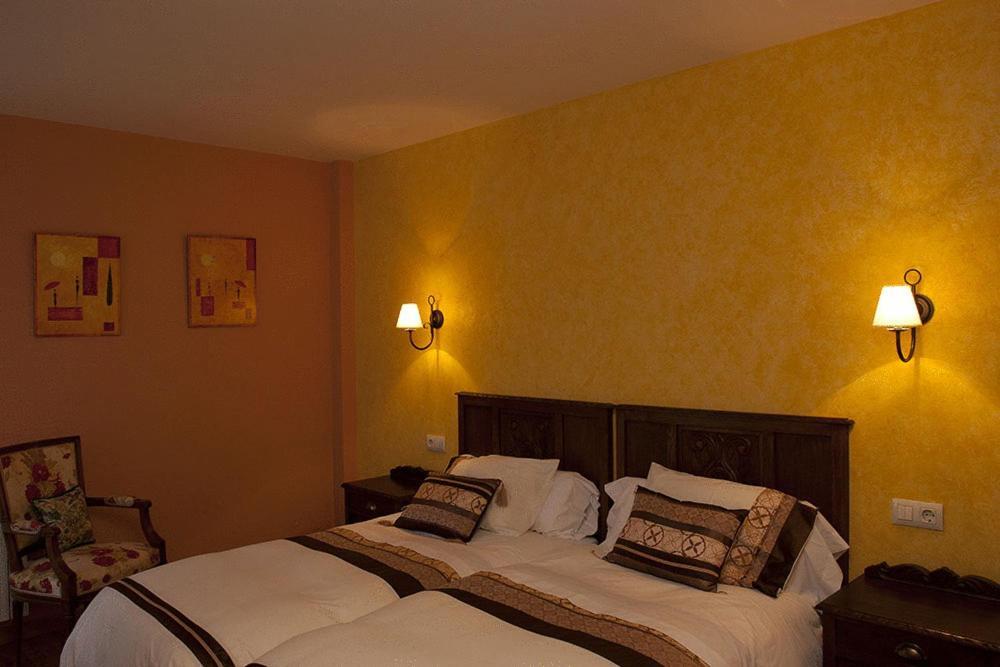 Hotel Rural Reciegos Complejo Agroturistico Caso Buitenkant foto